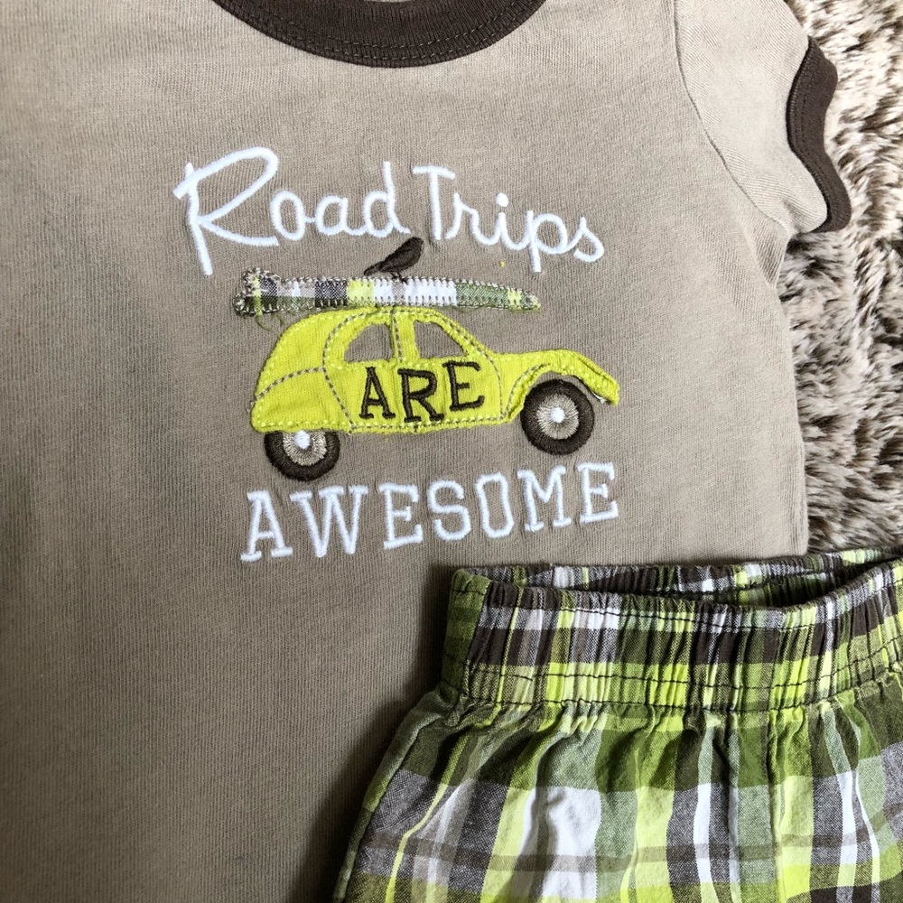 Size 6 month Carter’s short sleeve and short set
